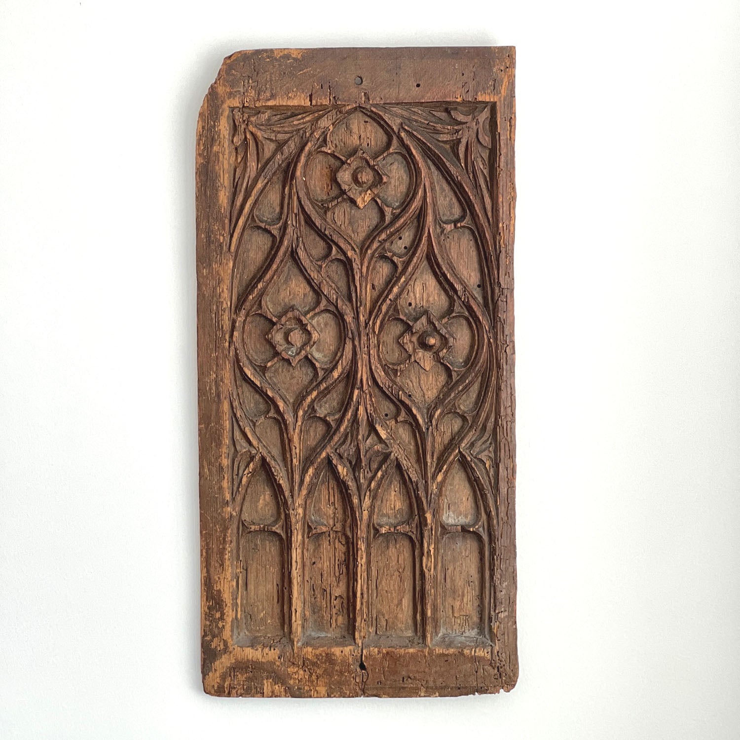 JACOBEAN CARVED OAK PANEL