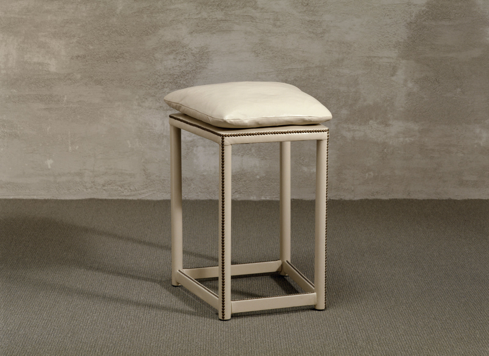 LW Perching Stool™